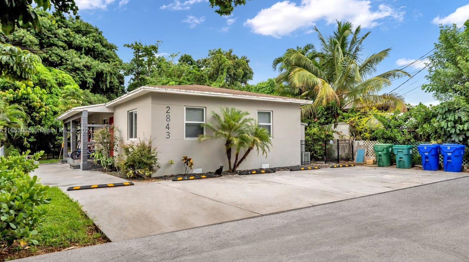 2843 37th Ct, Miami, FL 33134-7339