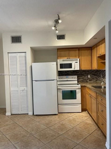 2630 Sw 28th St #29, Miami, FL 33133