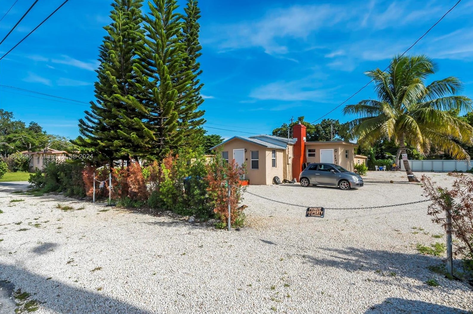 2460 61st St, Miami, FL 33142-2347