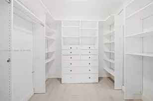 9381 E Bay Harbor Dr, Bay Harbor Islands, FL 33154 - Photo 26