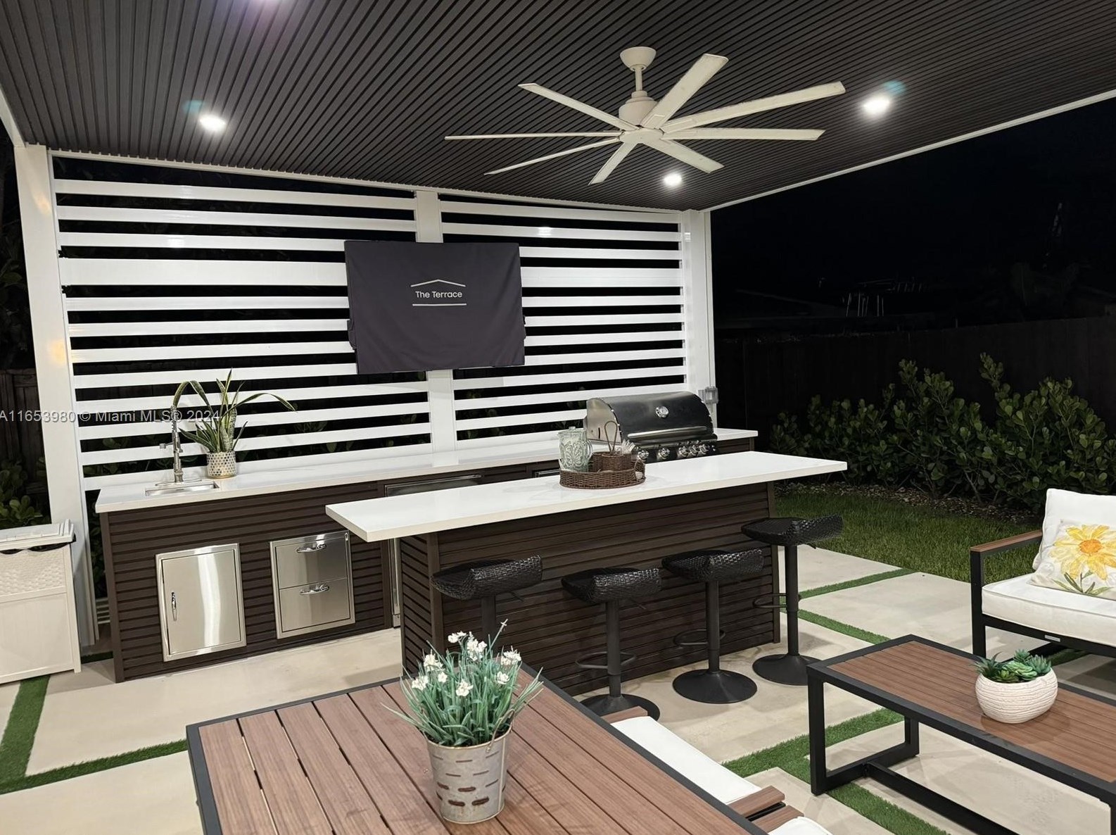 7700 129th Ave, Miami FL  33183-4241 exterior