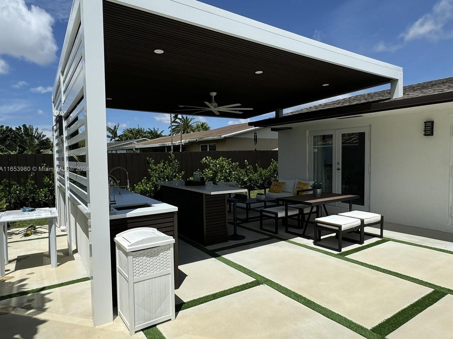 7700 129th Ave, Miami FL  33183-4241 exterior