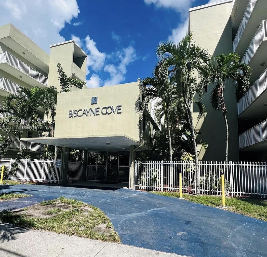 665 83rd Ter, Miami, FL 33138-3508