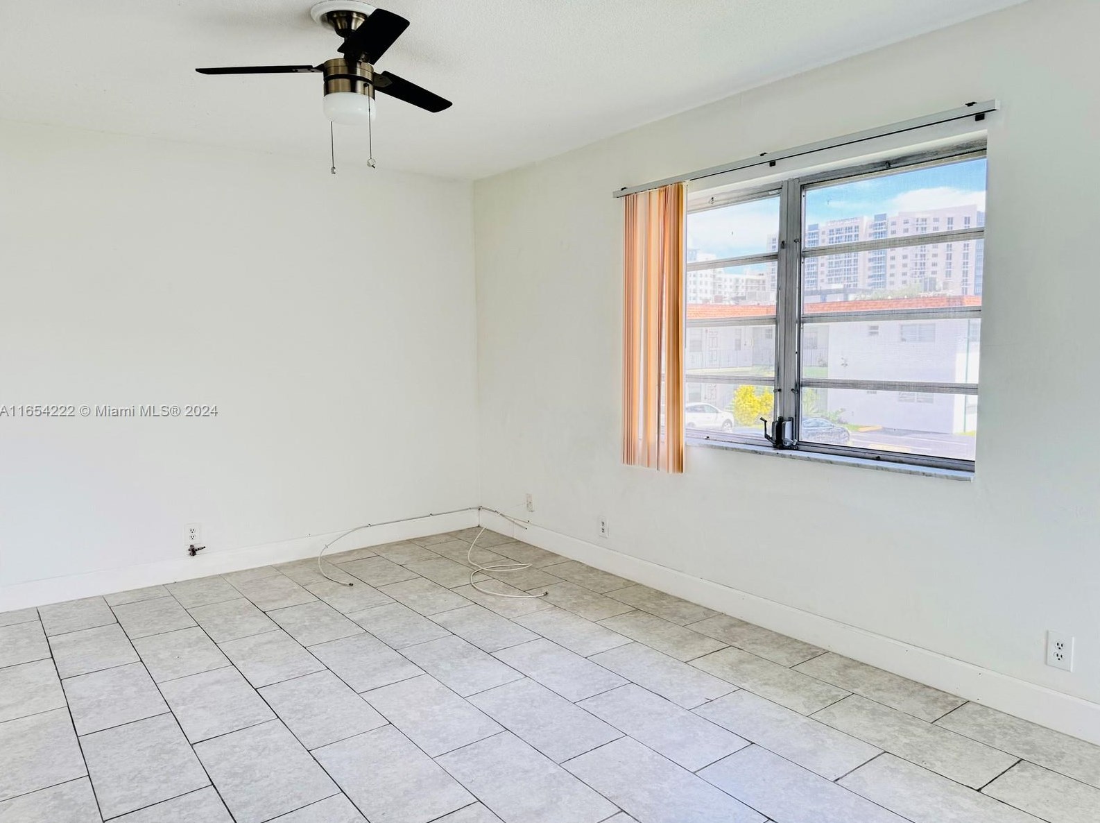2225 Polk St Apt 11b, Hollywood, FL