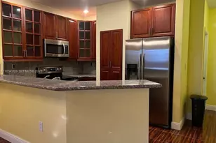 6407 Catalina Ln, Tamarac, FL 33321 - Photo 6