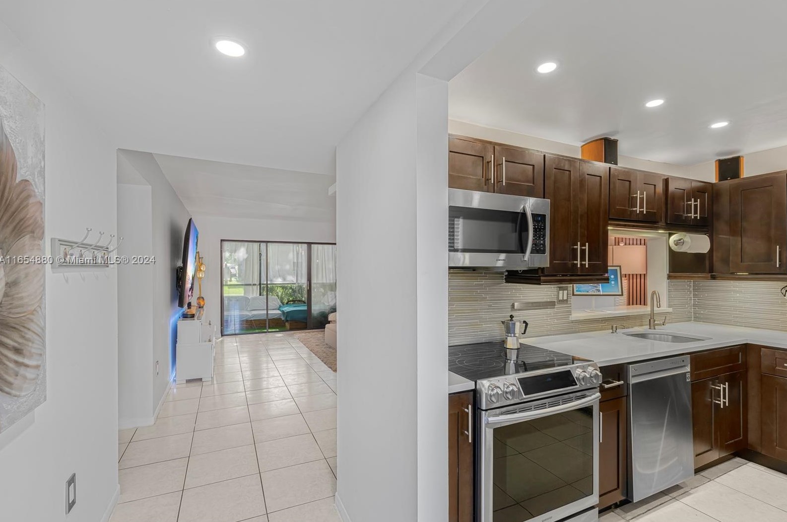 8415 Sw 107th Ave #130w, Miami, FL 33173
