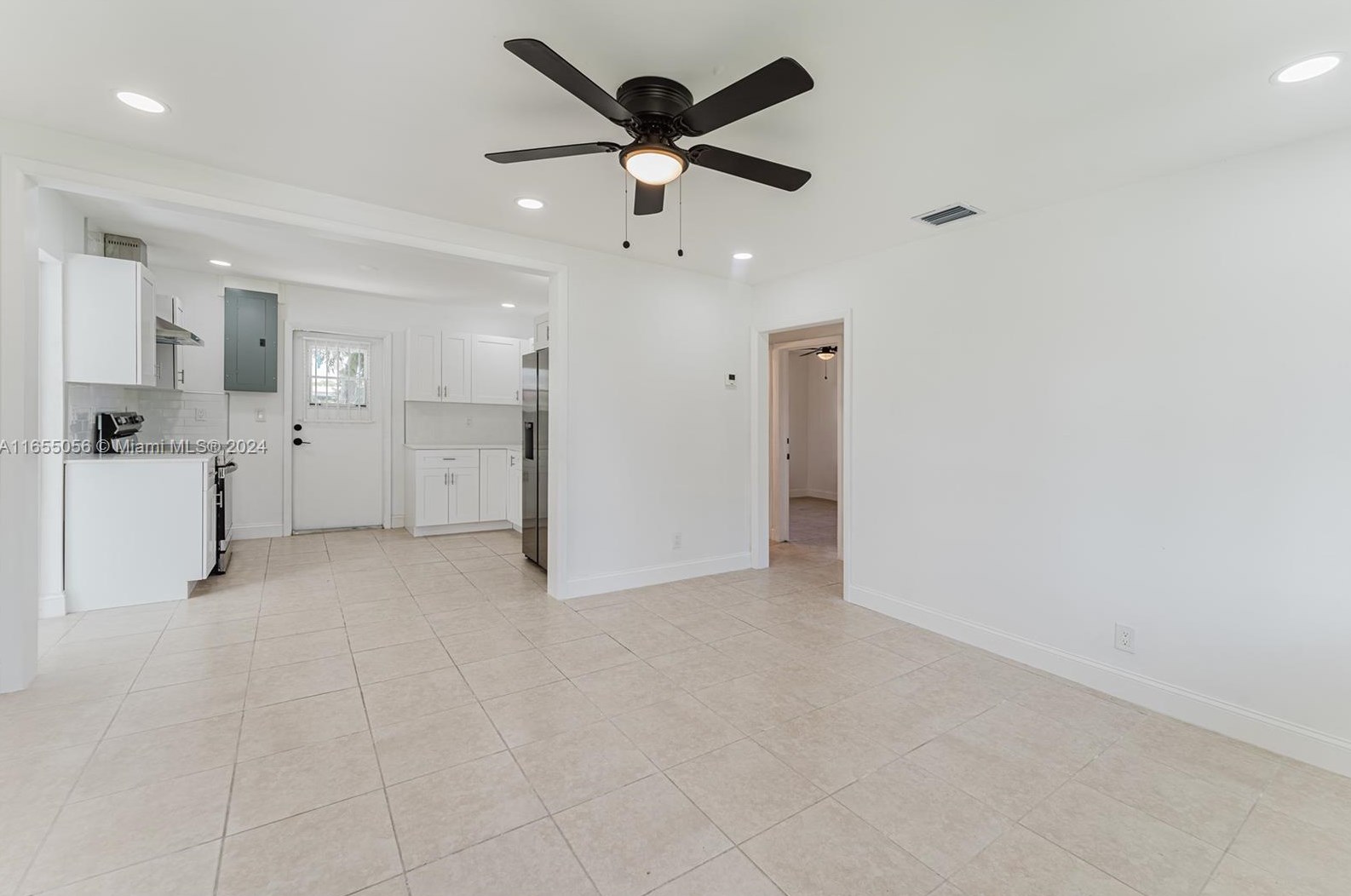 5847 Mayo St, Hollywood, FL 33023-2331
