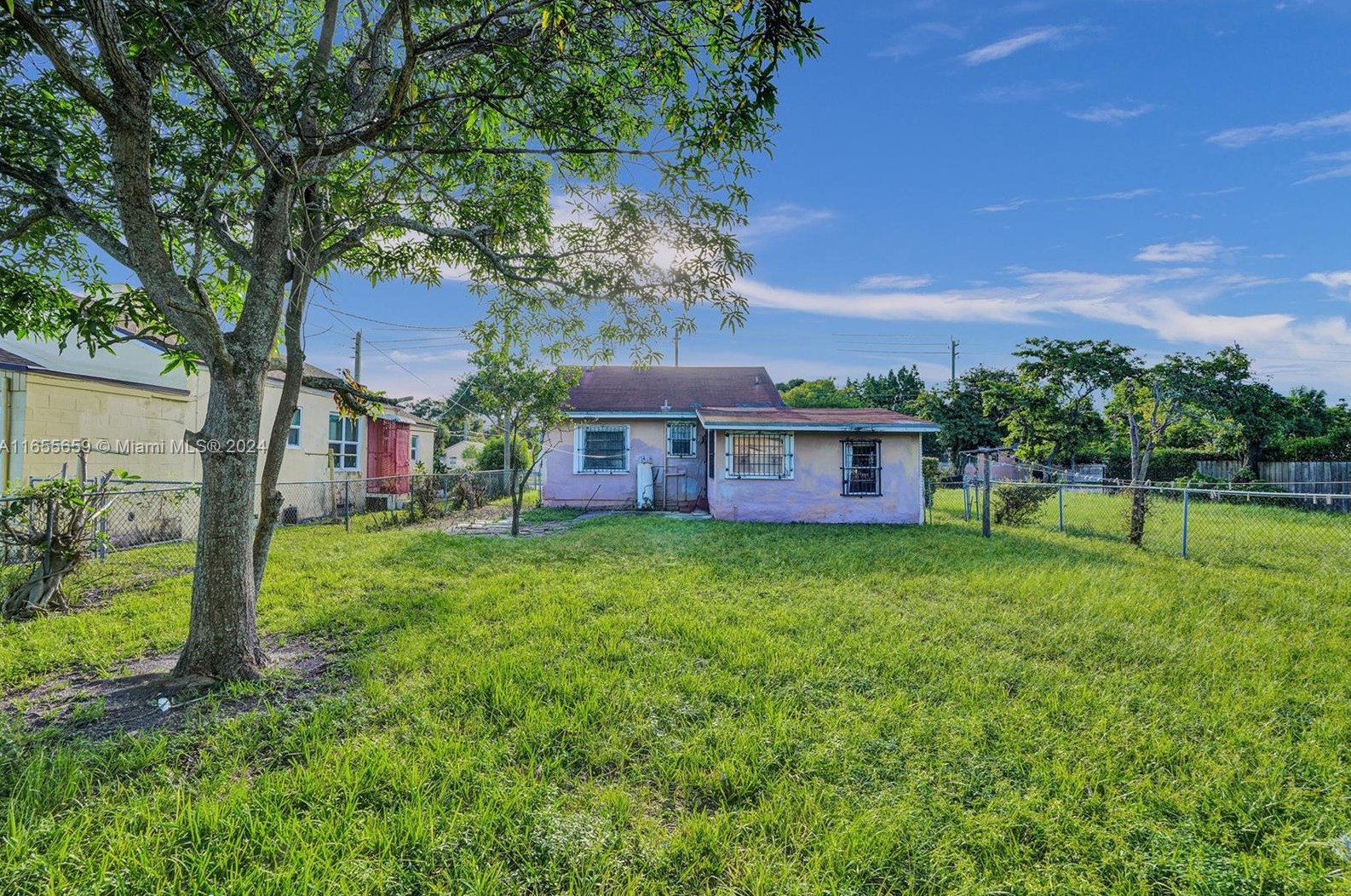 4811 5th Ave, Miami, FL 33127-2441