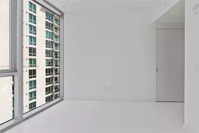 300 Biscayne Blvd Way #3201, Miami, FL 33131 - Photo 22
