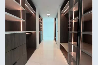 300 Biscayne Blvd Way #3201, Miami, FL 33131 - Photo 12