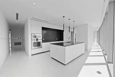 300 Biscayne Blvd Way #3201, Miami, FL 33131 - Photo 8