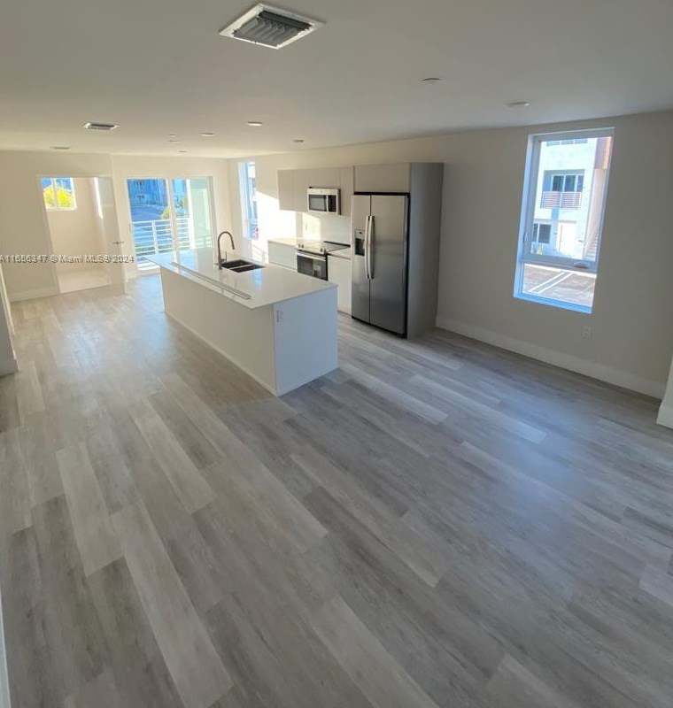 2535 Ne 193rd St #3206, Miami, FL 33180