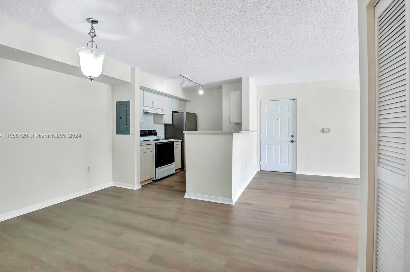 620 Sw 111th Ave #204, Hollywood, FL 33025