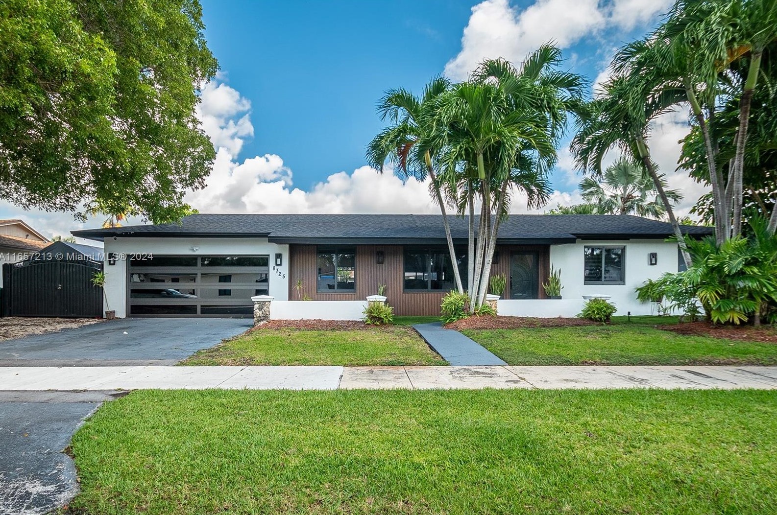 8325 206th Ter, Miami, FL 33189-2627