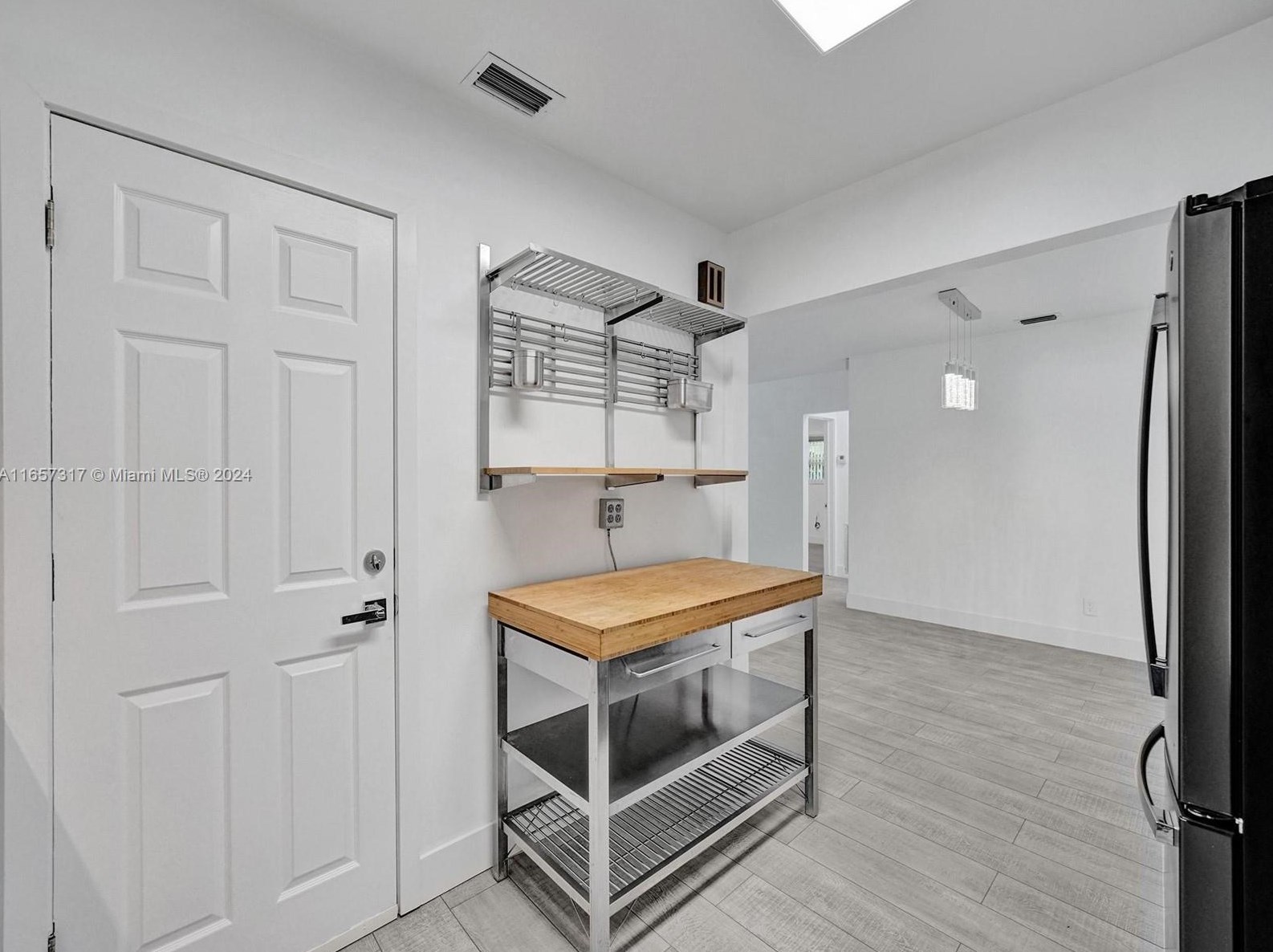 2446 Fillmore St, Hollywood FL 33020-4308 exterior