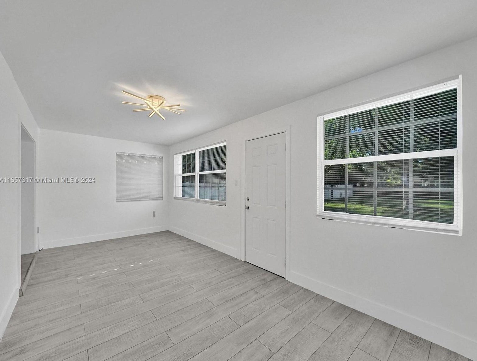 2446 Fillmore St, Hollywood FL 33020-4308 exterior