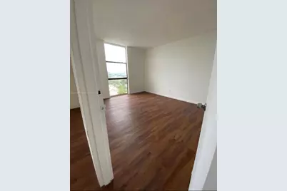 13499 Biscayne Blvd #1507, North Miami, FL 33181 - Photo 16