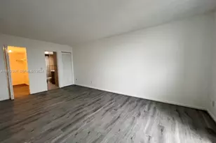 13499 Biscayne Blvd, North Miami, FL 33181 - Photo 14