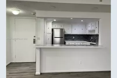 13499 Biscayne Blvd #1205, North Miami, FL 33181 - Photo 8