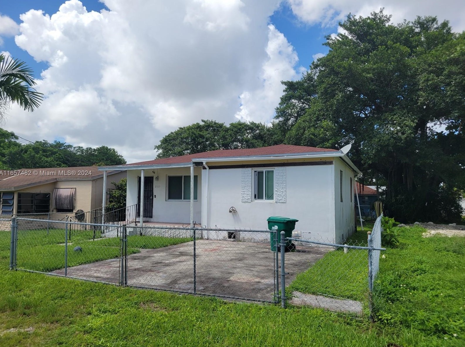 2103 63rd St, Miami, FL 33147-7833