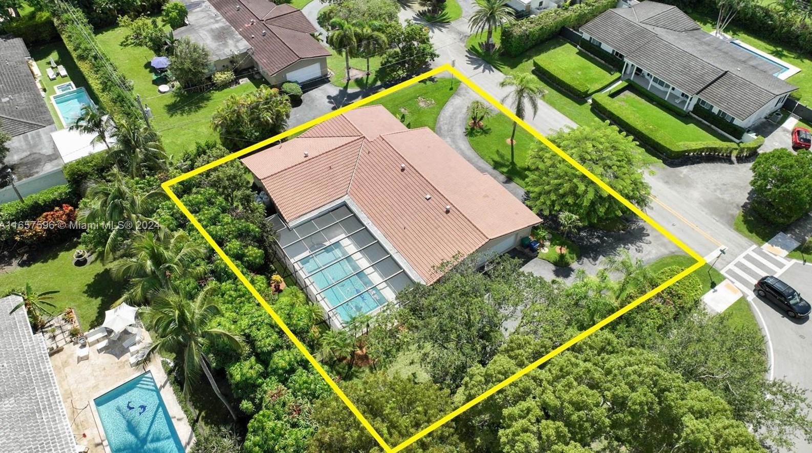 5685 85 St, Miami FL 33150-2642 exterior