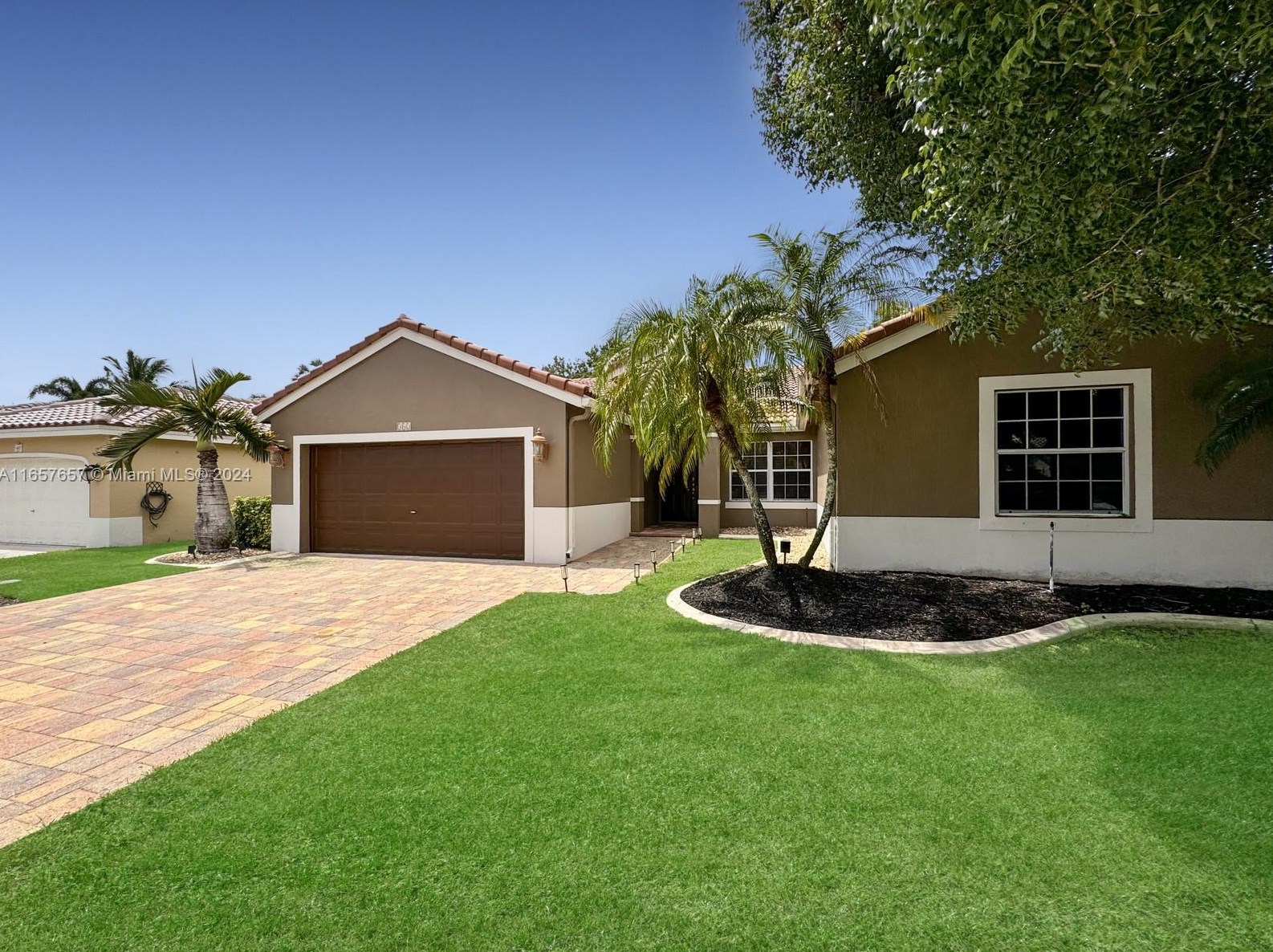 382 Sw 200th Terrace, Hollywood, FL 33029