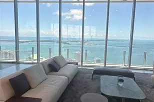 300 Biscayne Blvd Way, Miami, FL 33131 - Photo 6
