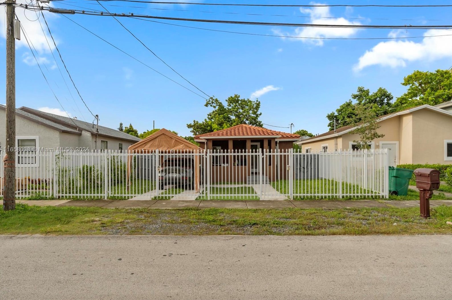 1883 Nw 68th St #1883, Miami, FL 33147