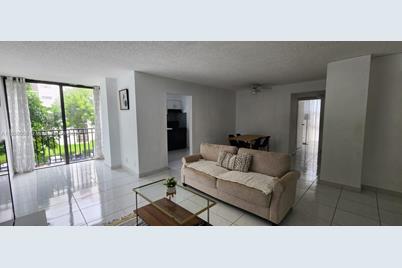 17011 N Bay Rd #308, Sunny Isles Beach, FL 33160 - Photo 1