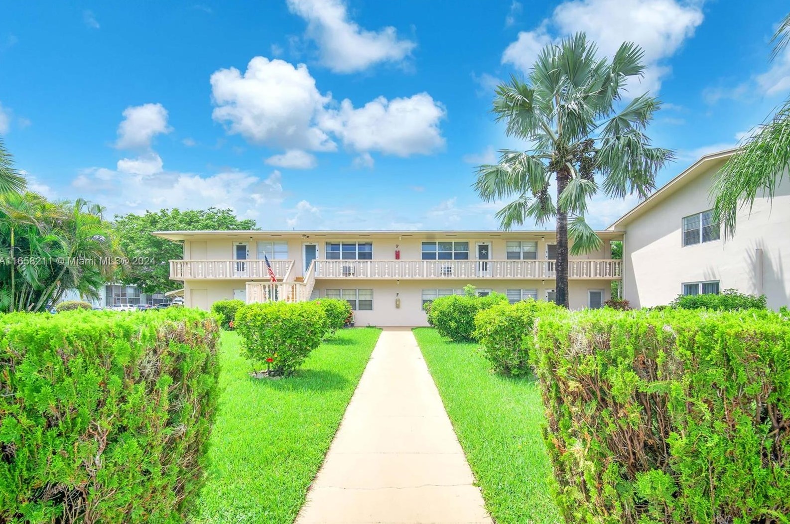 136 Waltham F #136, West Palm Beach, FL 33417