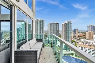 41 SE 5th St, Miami, FL 33131 - Photo 28