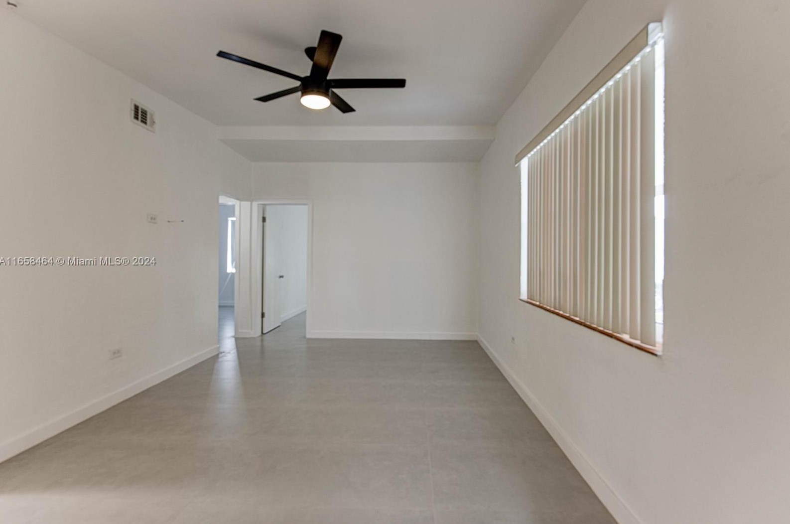 425 133rd St, Miami, FL 33168-3832