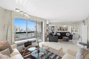 19101 NE 36th Ct, Aventura, FL 33180 - Photo 8