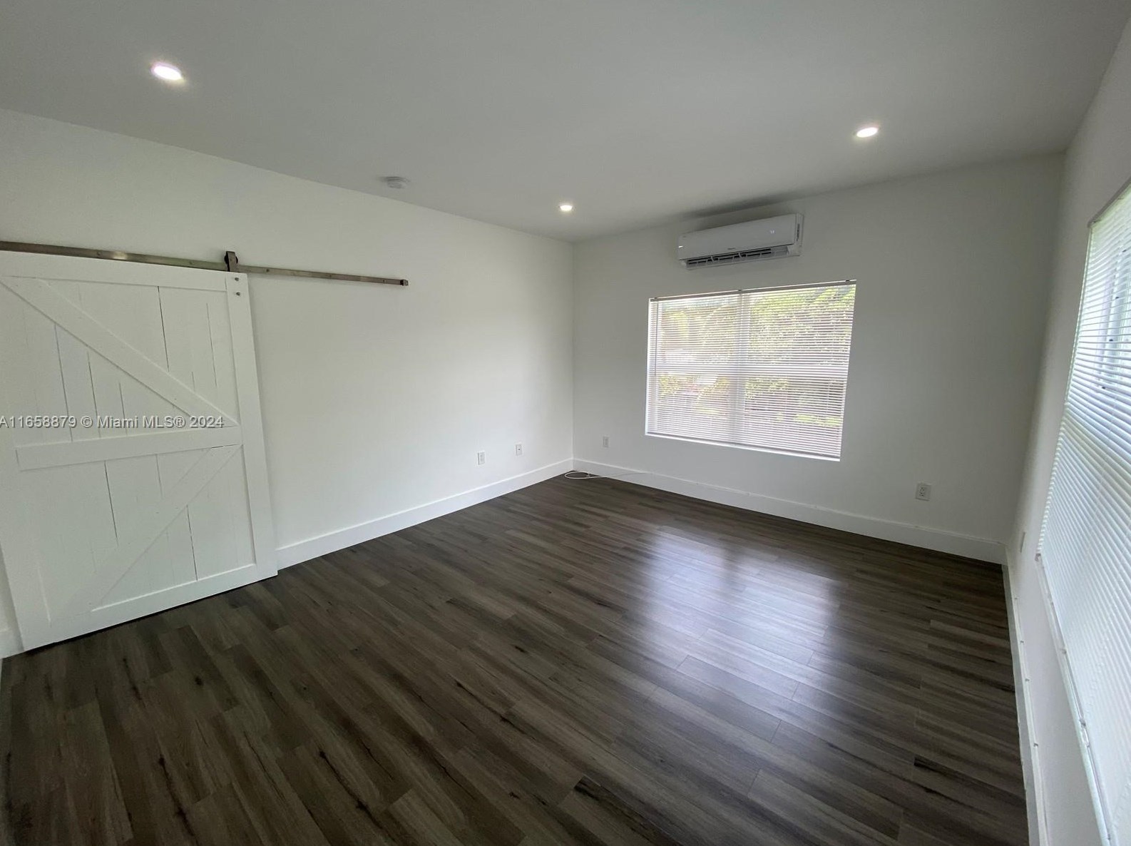 3237 Sw 4th St #16, Miami, FL 33135