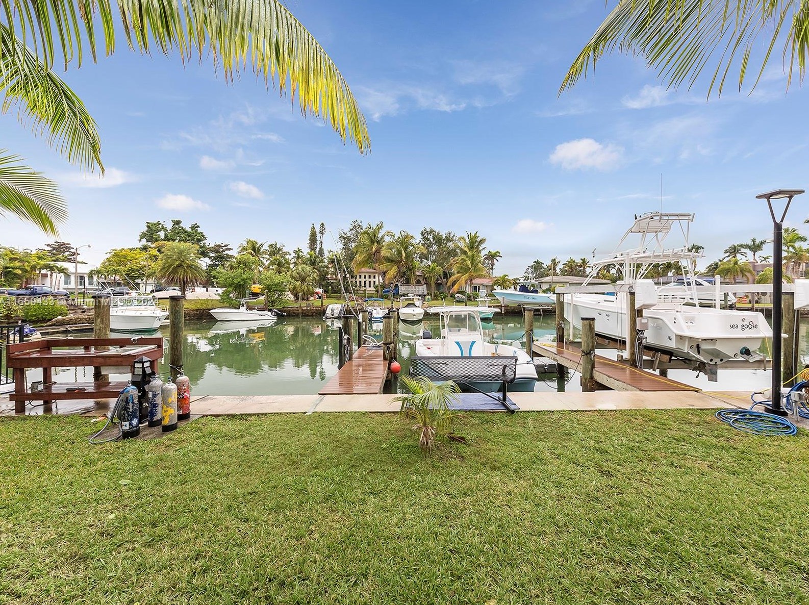 1082 Ne 89th St, Miami, FL 33138