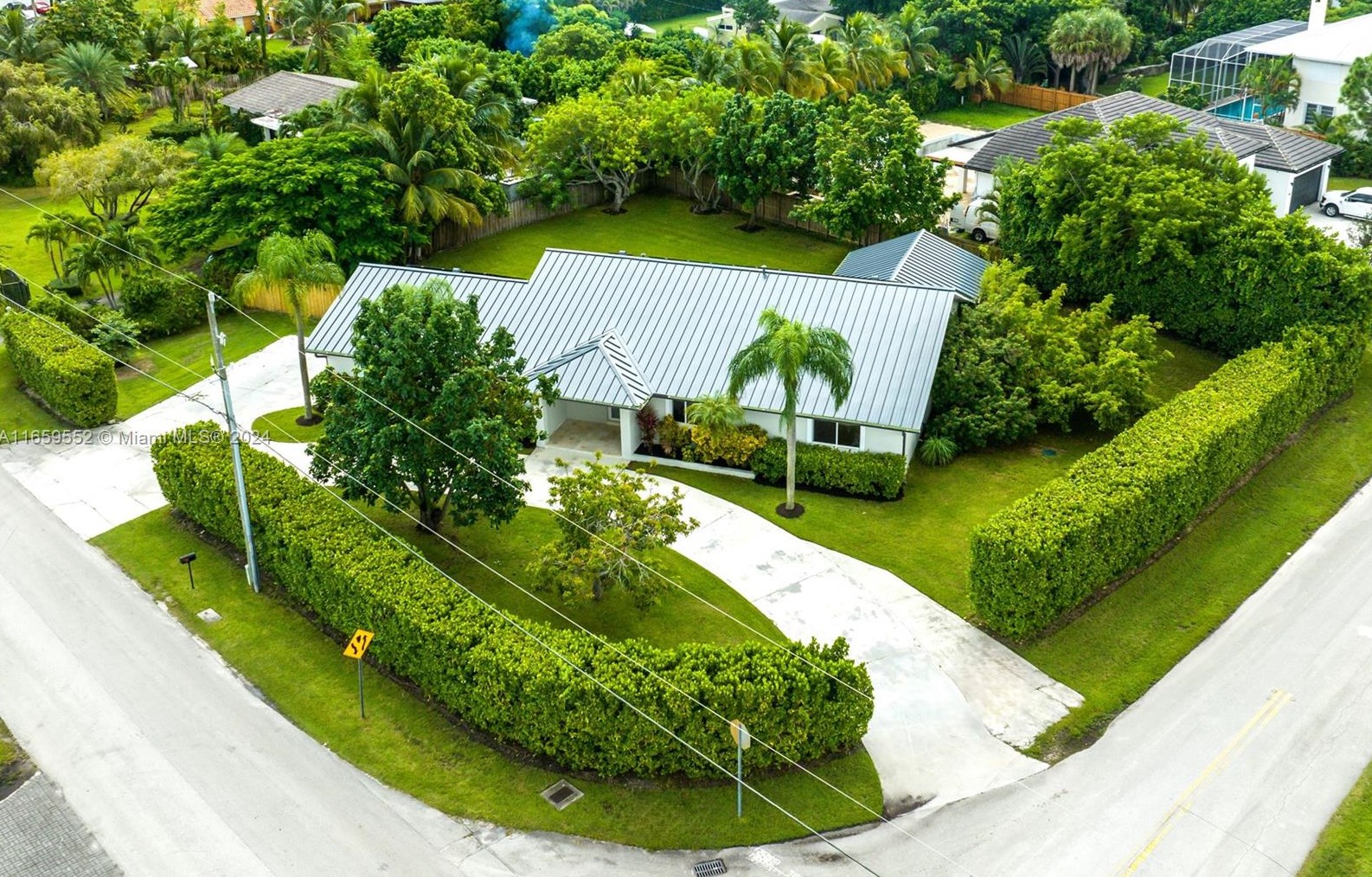 9380 174th St, Miami, FL 33157-5717