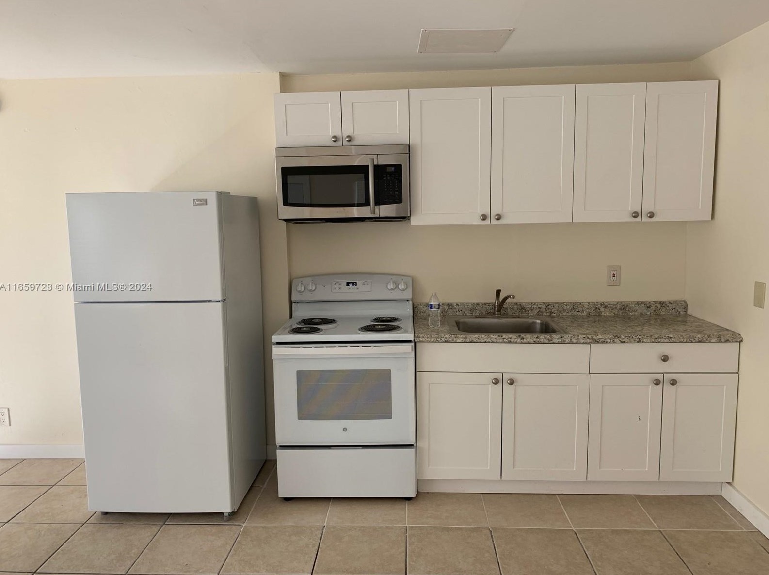 312 S 17th Ave #1, Hollywood, FL 33020