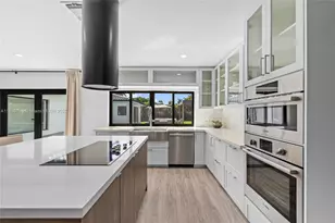 116 W 1st Ct, Miami Beach, FL 33139 - Photo 16