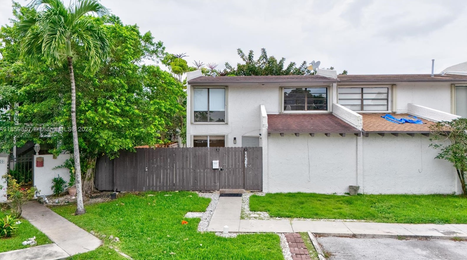 11361 68th Ter, Miami, FL 33173-1903