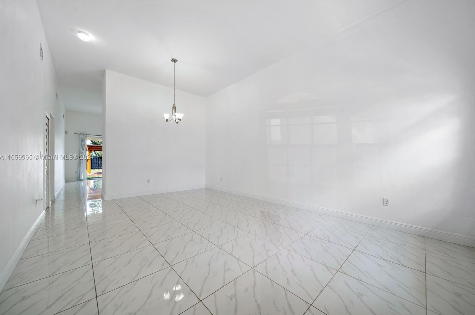 14105 Sw 168th Ln, Miami, FL 33177