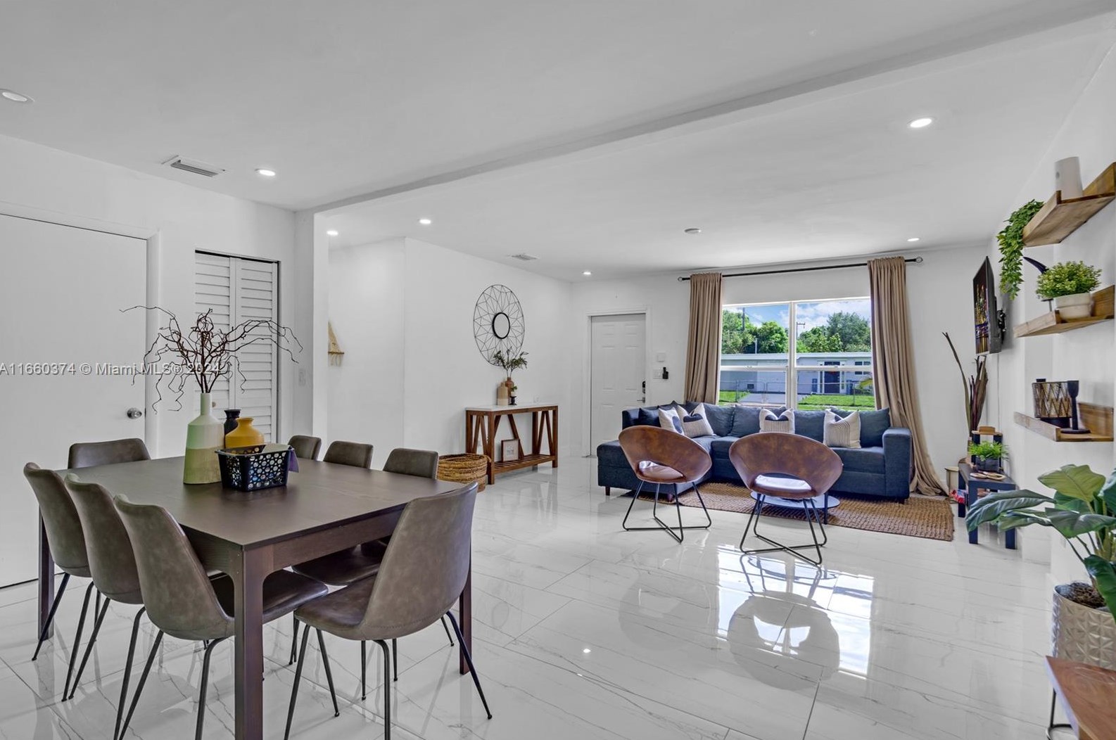 1201 211 St, Miami FL 33056-1121 exterior