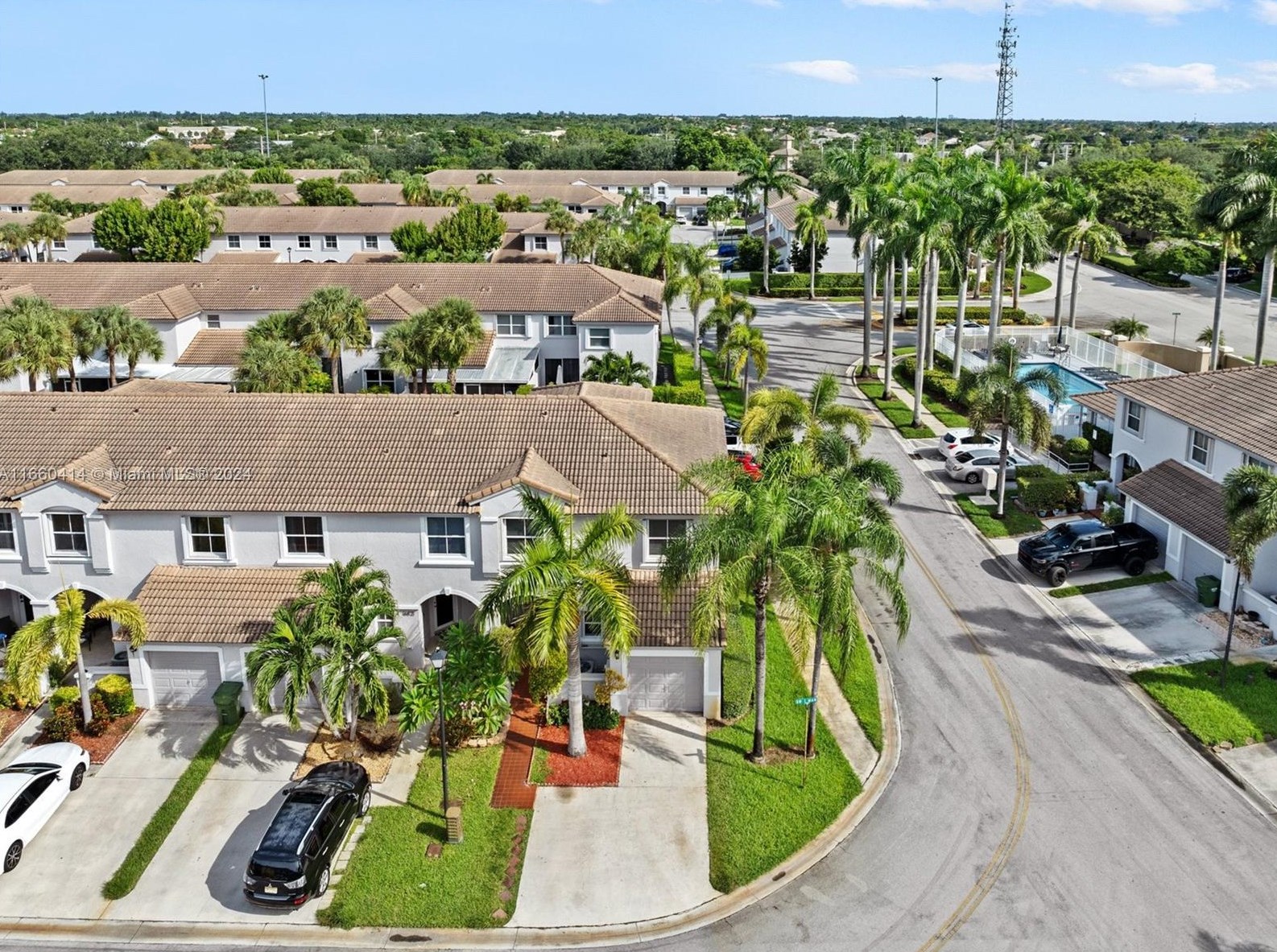 16819 Sw 1st Manor #16819, Hollywood, FL 33027