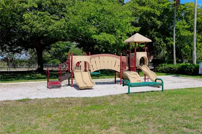 446 SW 113th Way #446, Pembroke Pines, FL 33025 - Photo 28