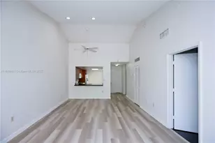 446 SW 113th Way, Pembroke Pines, FL 33025 - Photo 1
