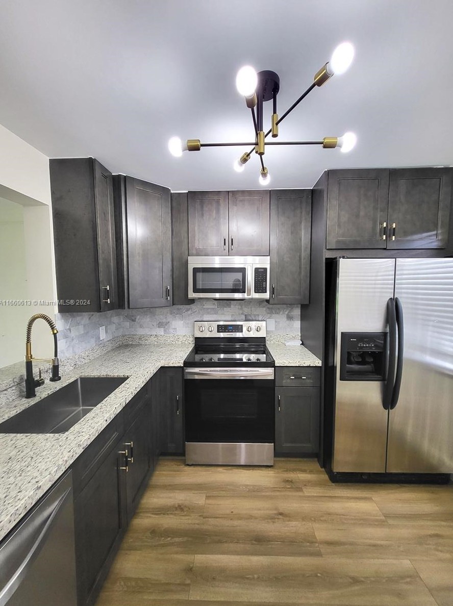 8740 N Sherman Cir #107, Hollywood, FL 33025
