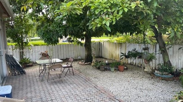 19245 14 St, Hollywood FL 33029-4508 exterior