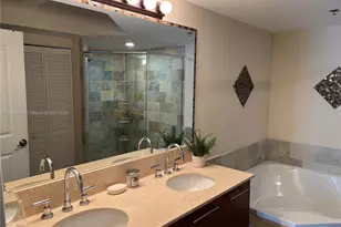 2681 N Flamingo Rd, Sunrise, FL 33323 - Photo 10