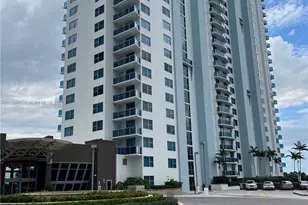 2681 N Flamingo Rd, Sunrise, FL 33323 - Photo 1