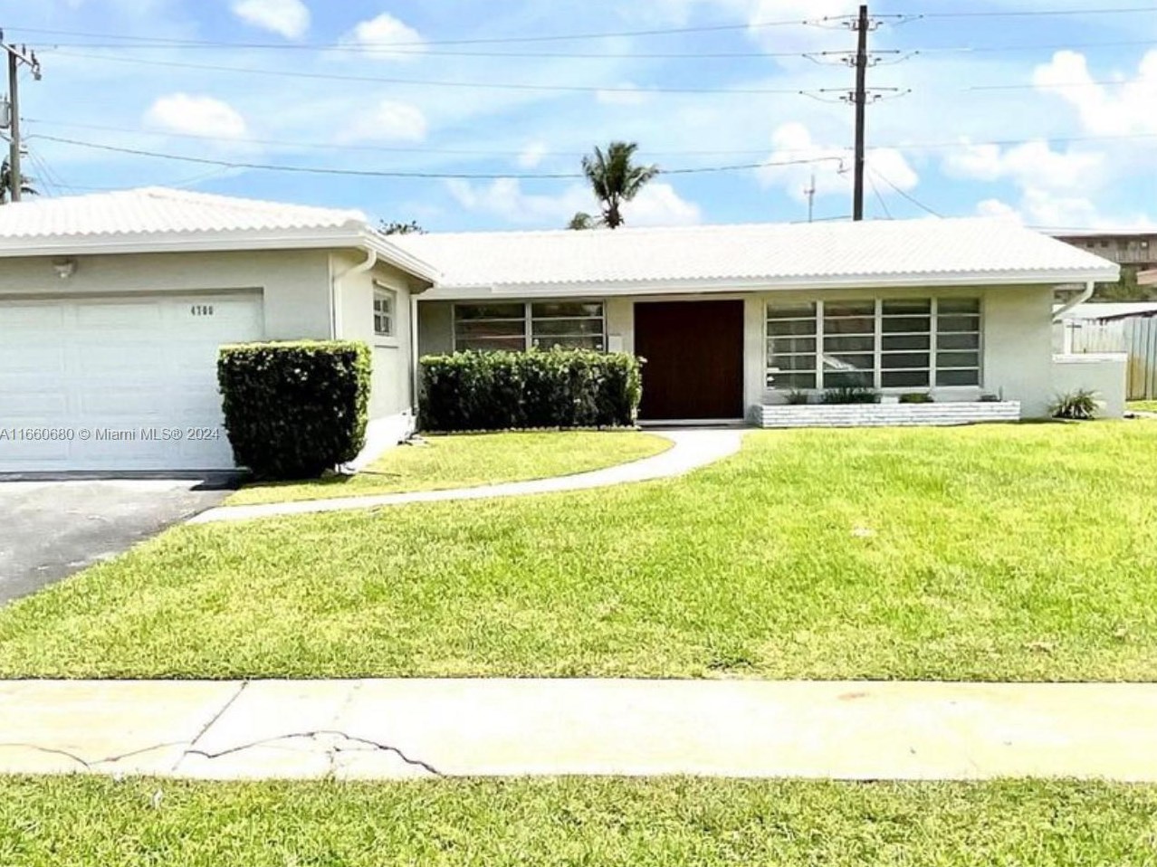 4700 Adams St, Hollywood, FL 33021-7611