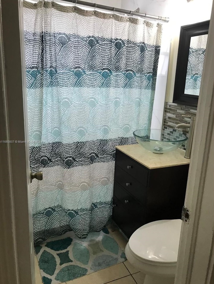 2400 Sw 62nd Ave, Miami, FL 33155